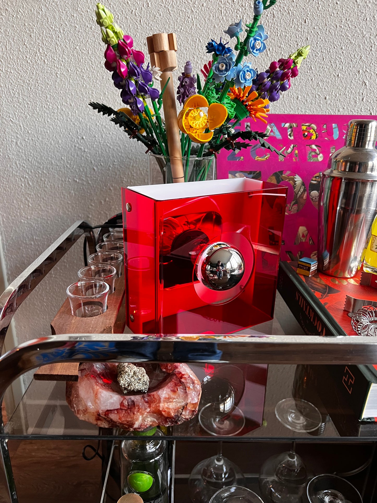 Lampe cube design Space Age Rouge  – Édition limitée (5 pièces).