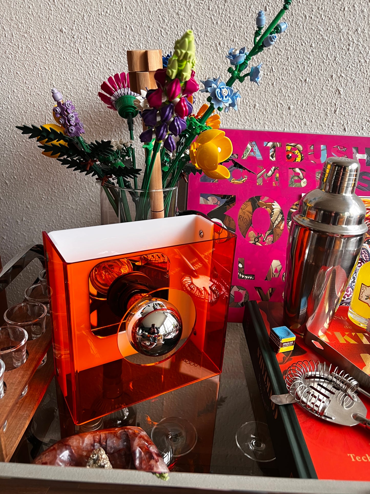 Lampe cube design Space Age – Édition limitée (5 pièces).